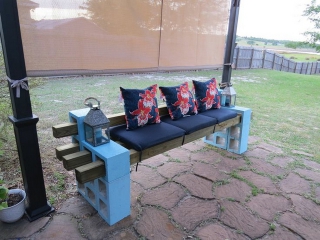 Simple DIY cinderblock bench