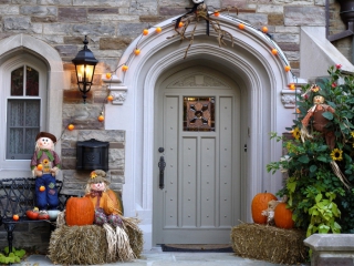 Fall and Halloween decorations for your home